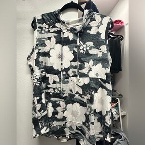 Lularoe Brittany tank top XL